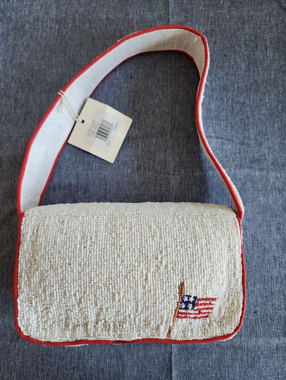 Beaded Red Truck Bag with Patriotic Floral Design Summer Viral Tik Tok NWT - Picture 6 of 14